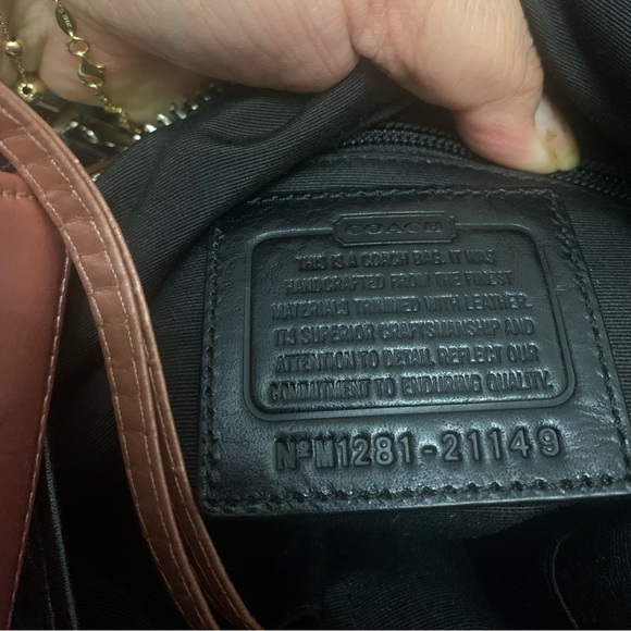 Coach Legacy Signature Black Duffle Bag - Picture 7 of 12